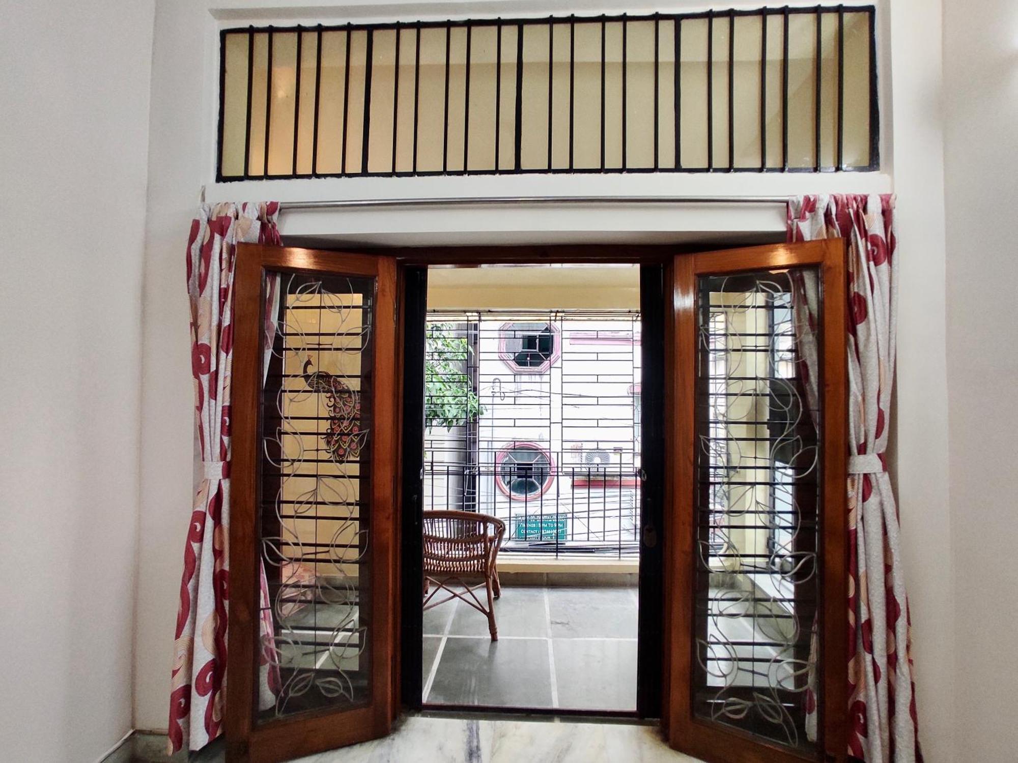 Spacious 3Bhk House Opp South City Mall Kolkata Exterior photo